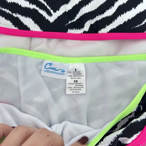 NWT Bikini Swim Set Top Bottom Zebra Print Juniors Small California Waves Pink - Picture 4 of 6